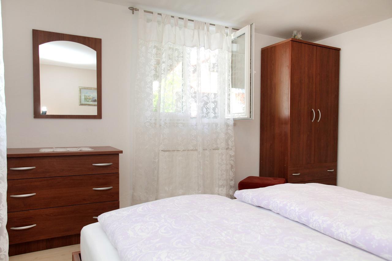 Apartment Eva Трогір Екстер'єр фото